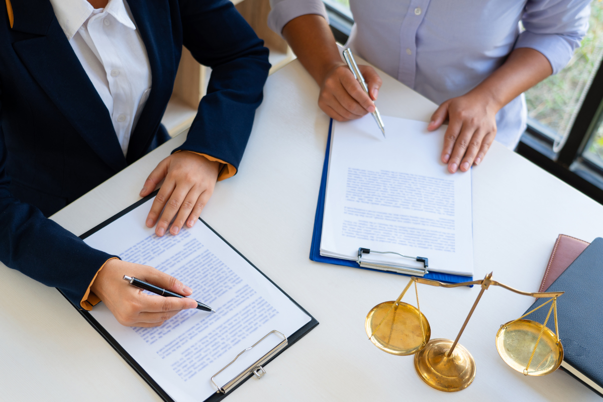 4 Products Attorneys Swear By to Enhance Your EB-2/NIW Visa Petition